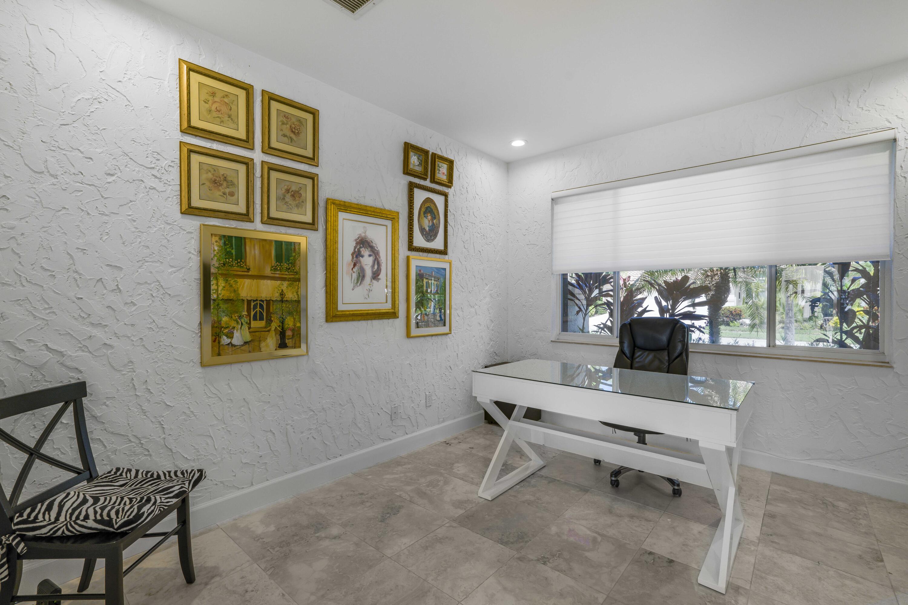 17611 Sealakes Drive