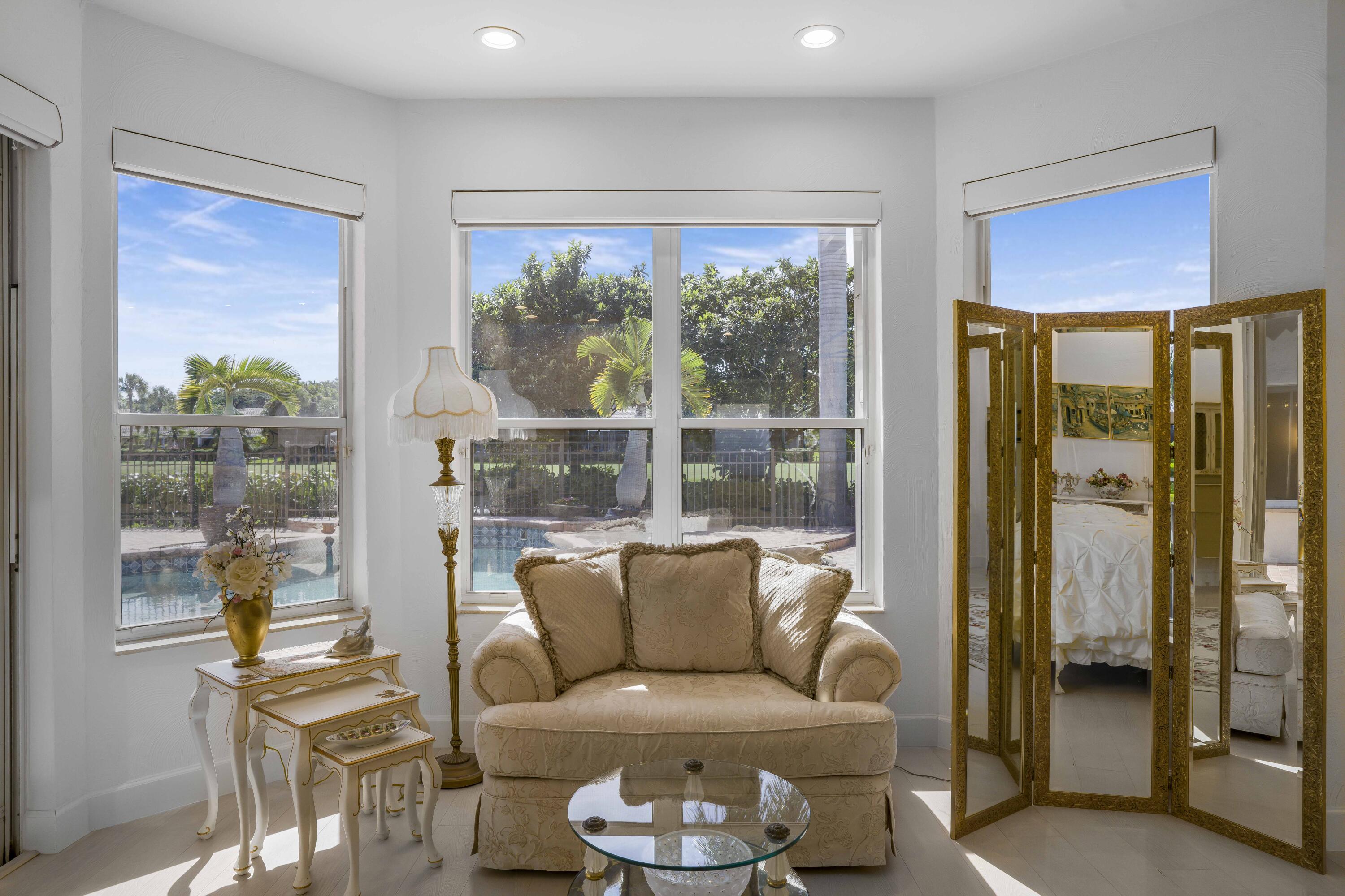 17611 Sealakes Drive