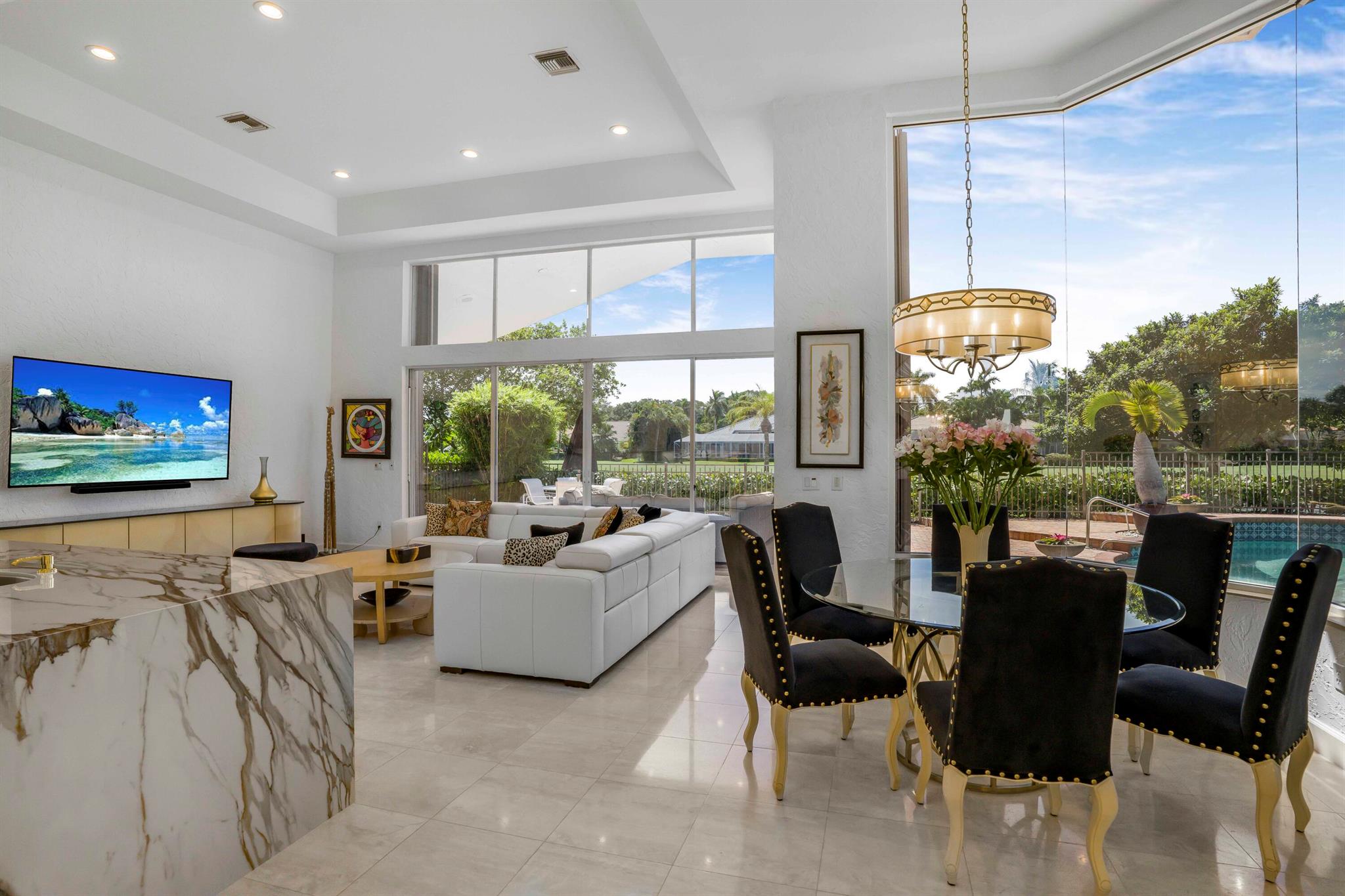 17611 Sealakes Drive