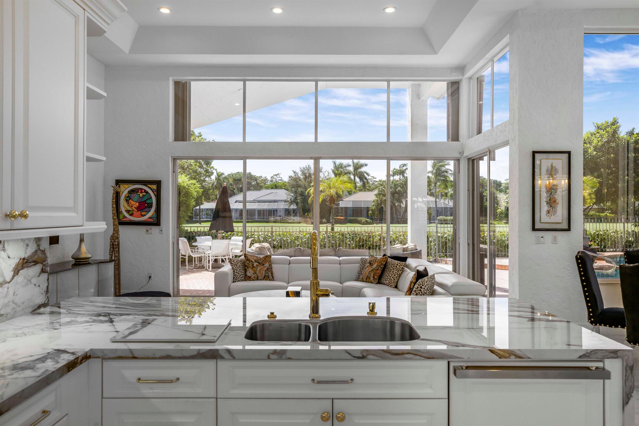 17611 Sealakes Drive