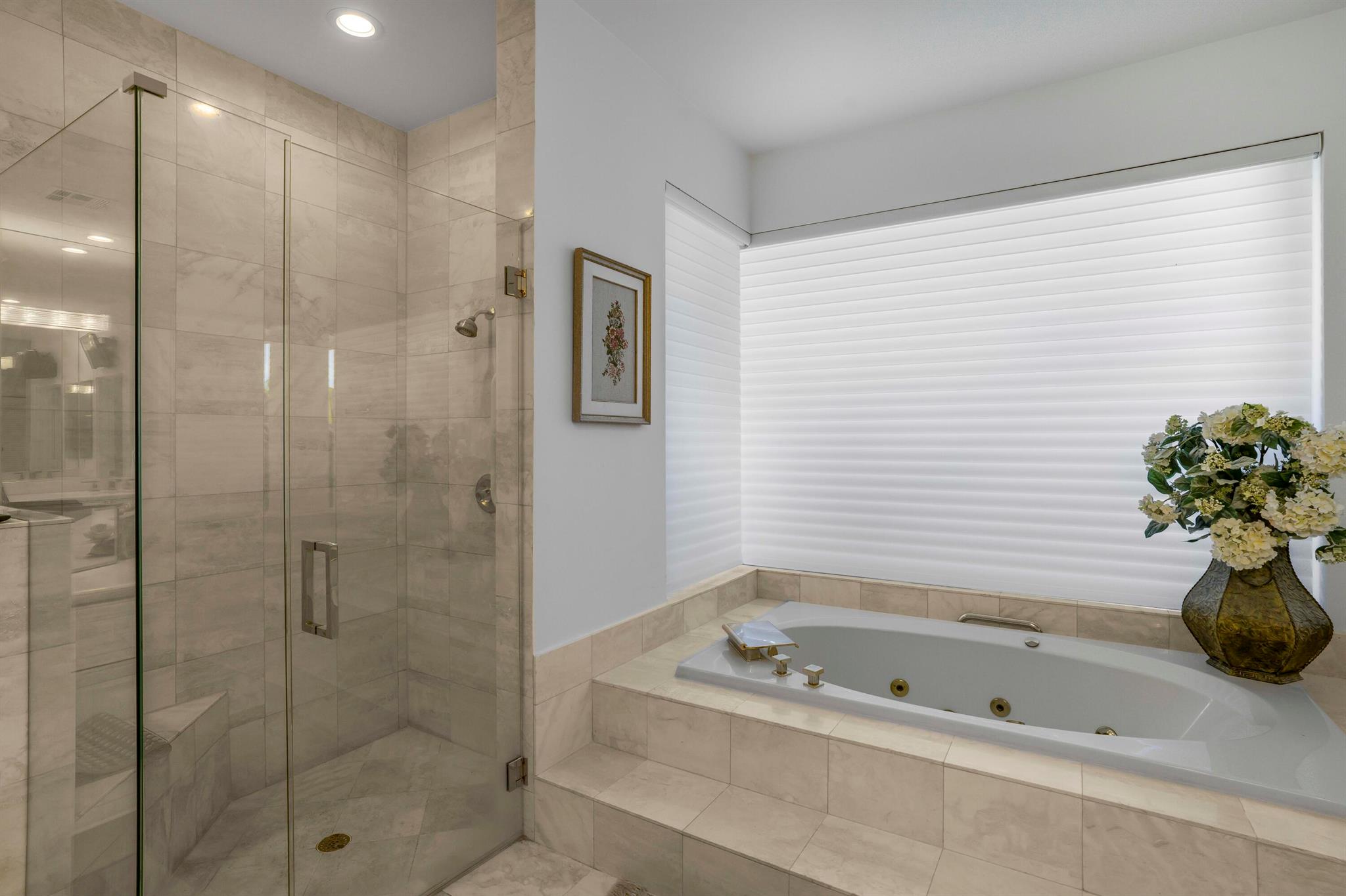 17611 Sealakes Drive