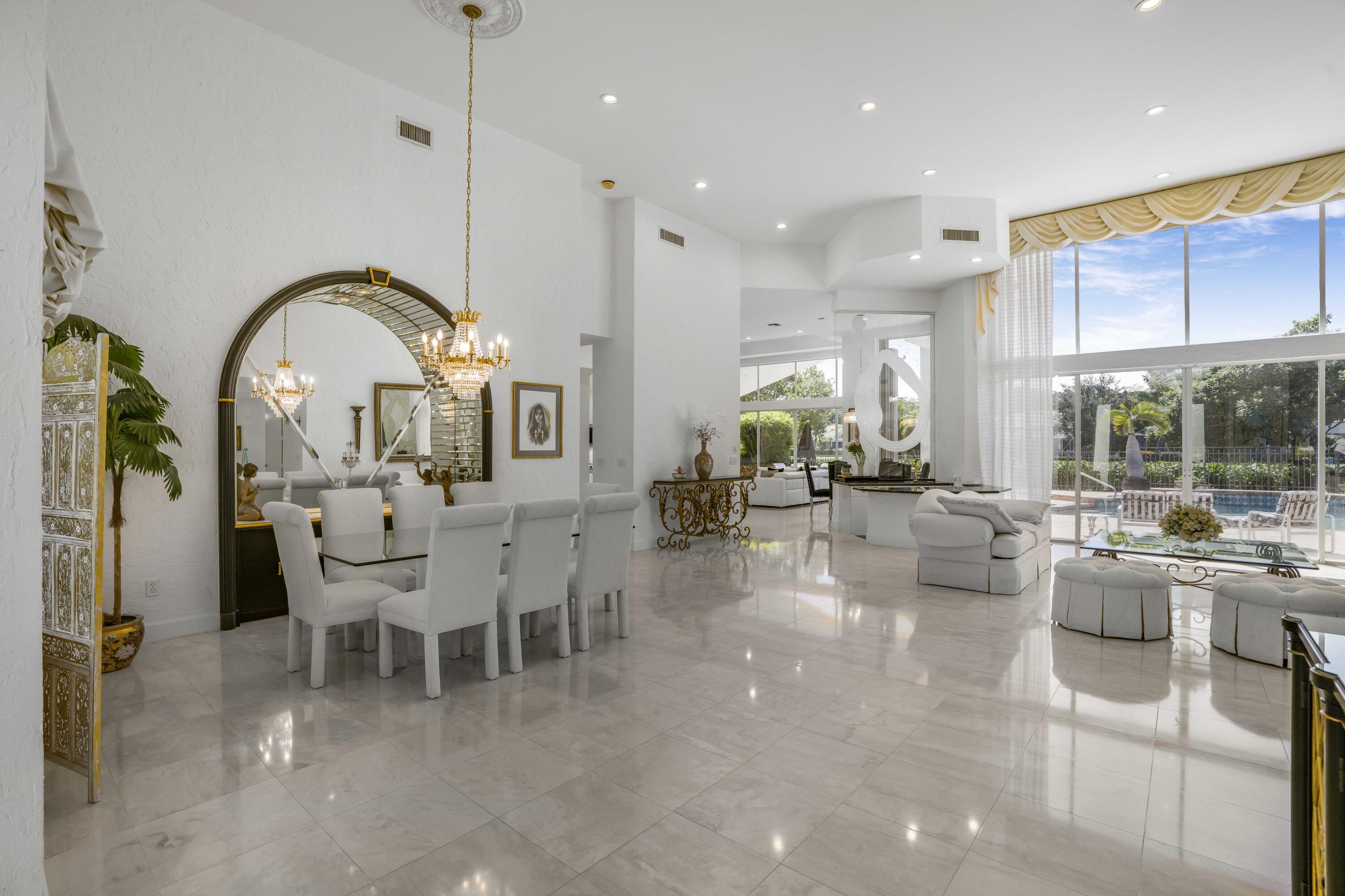 17611 Sealakes Drive