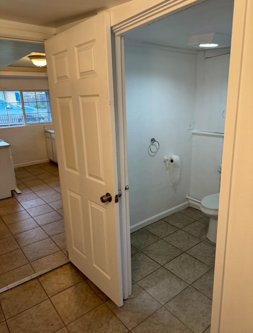 3620 Gross RD