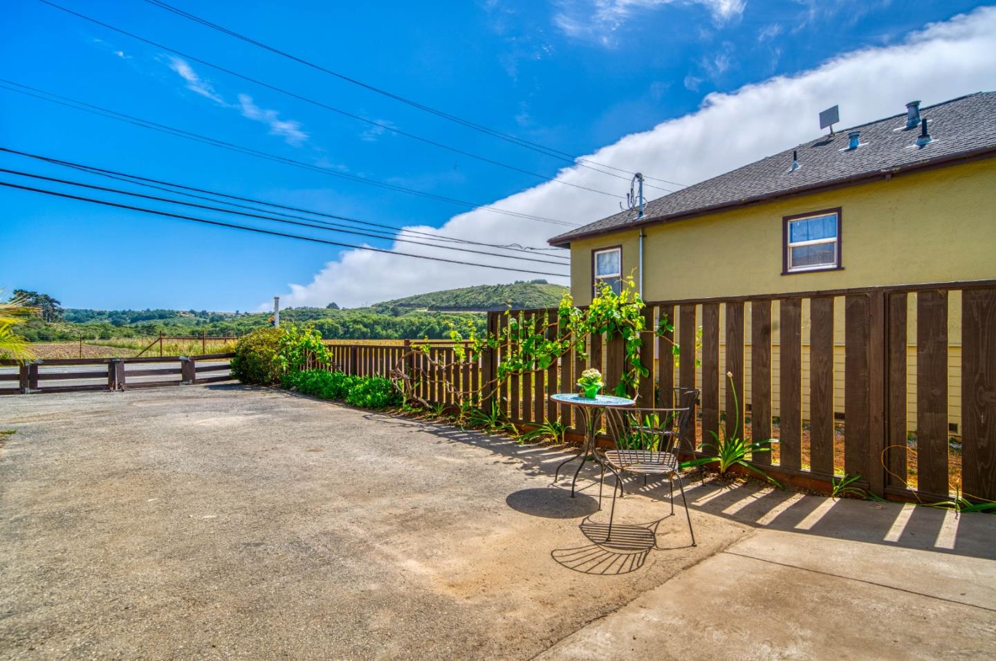 1441 Creek Road