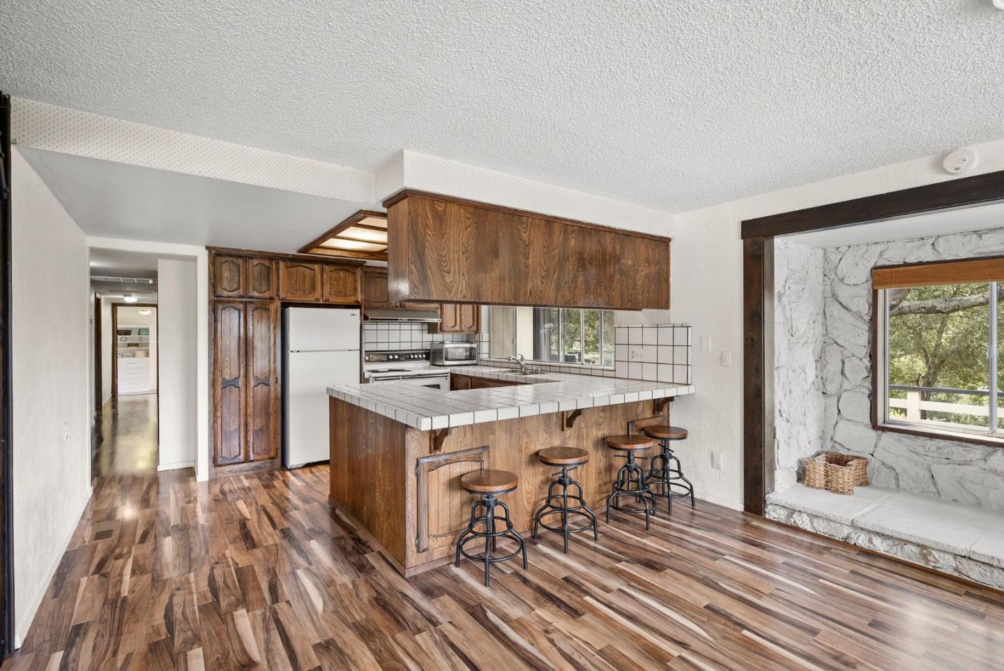 340 Hillside Road