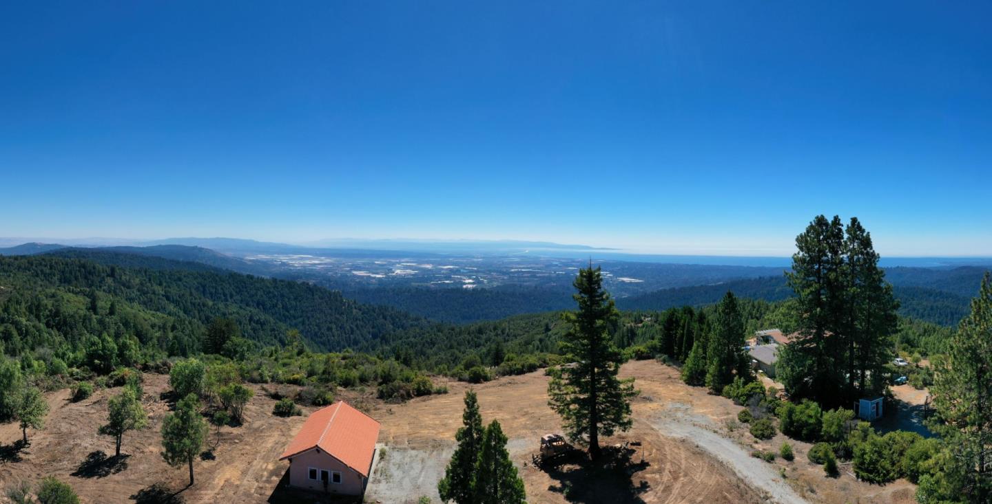 301 Red Dog Ridge