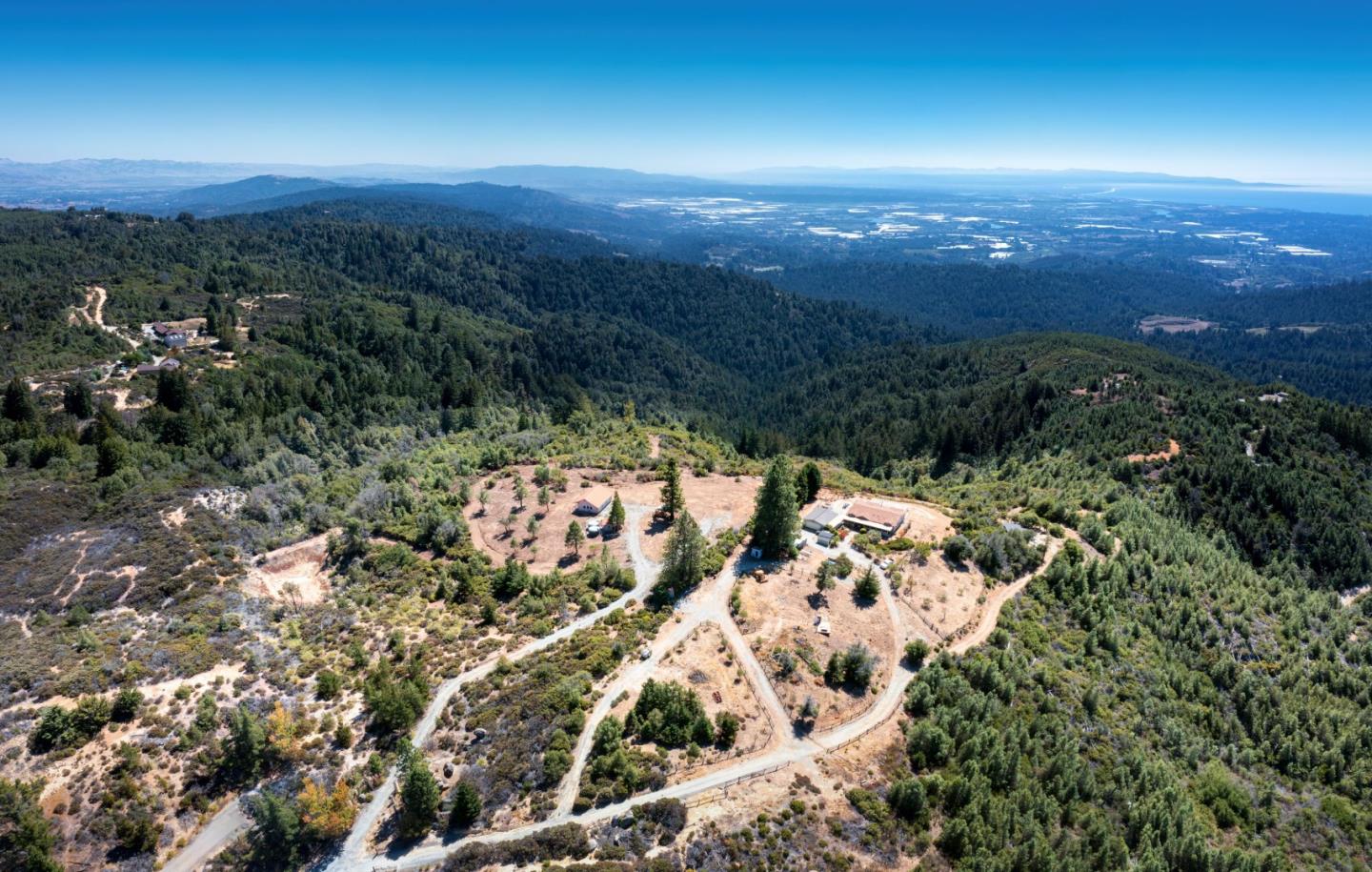 301 Red Dog Ridge