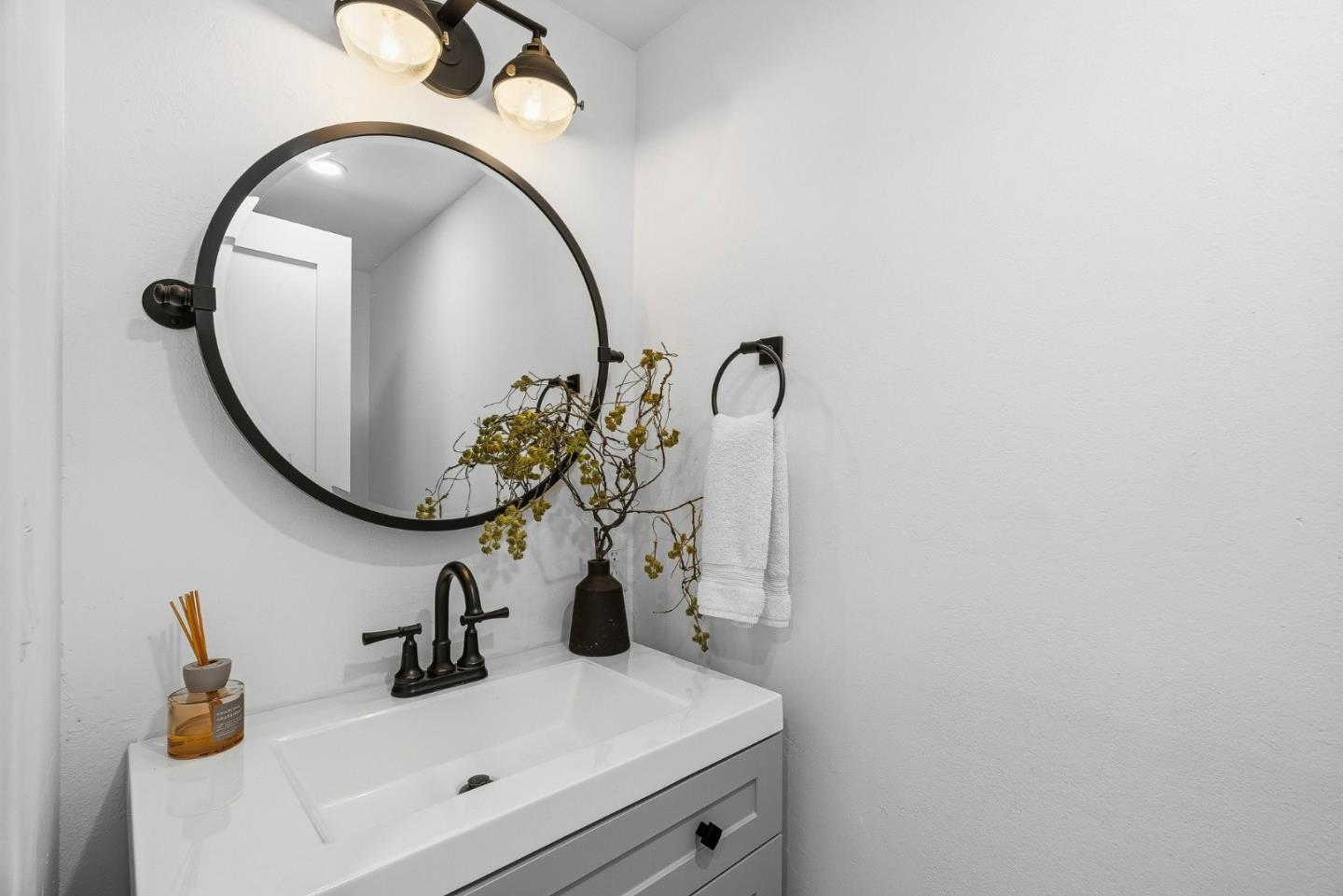 37 La Playa Street 37