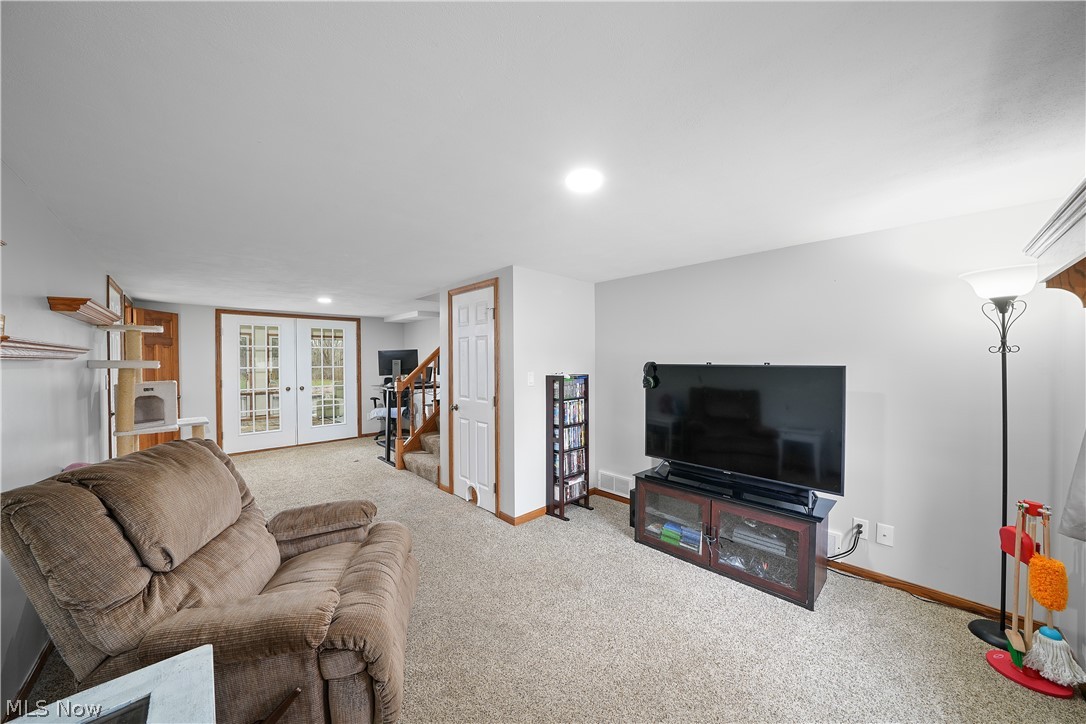 3263 Overlook Drive