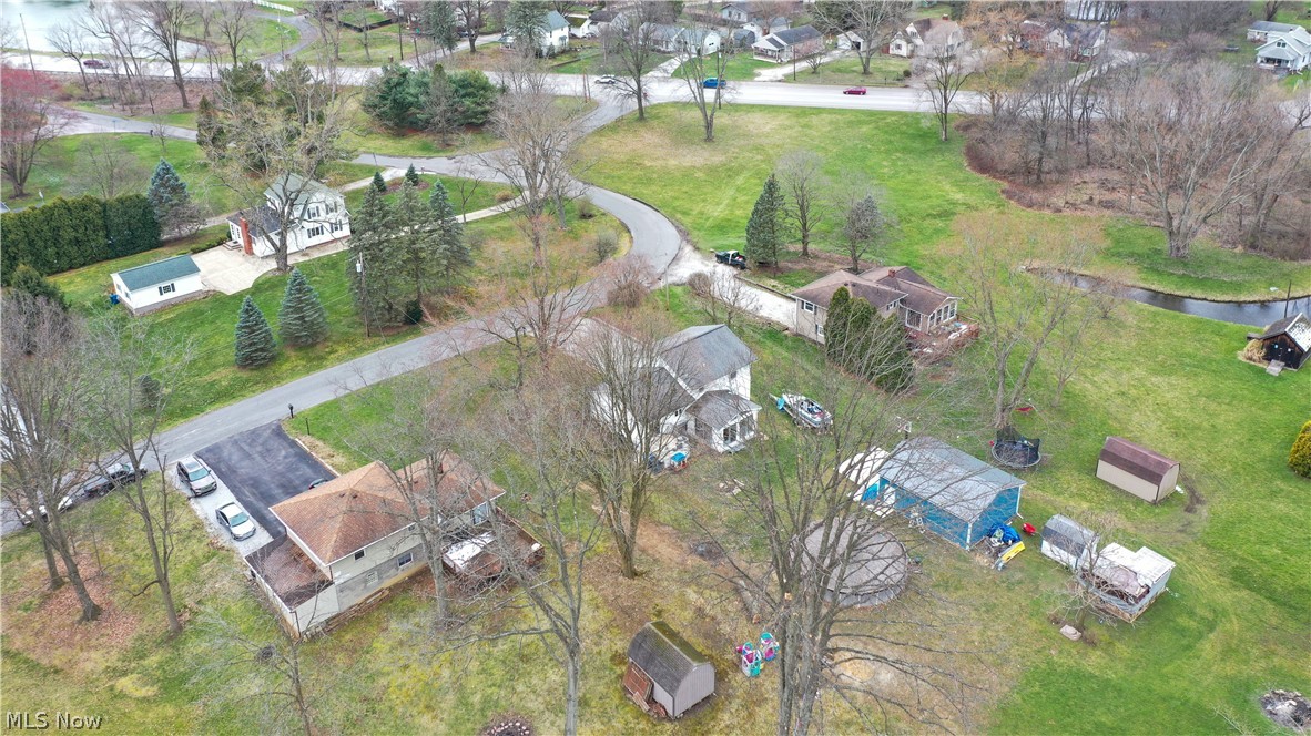 3263 Overlook Drive