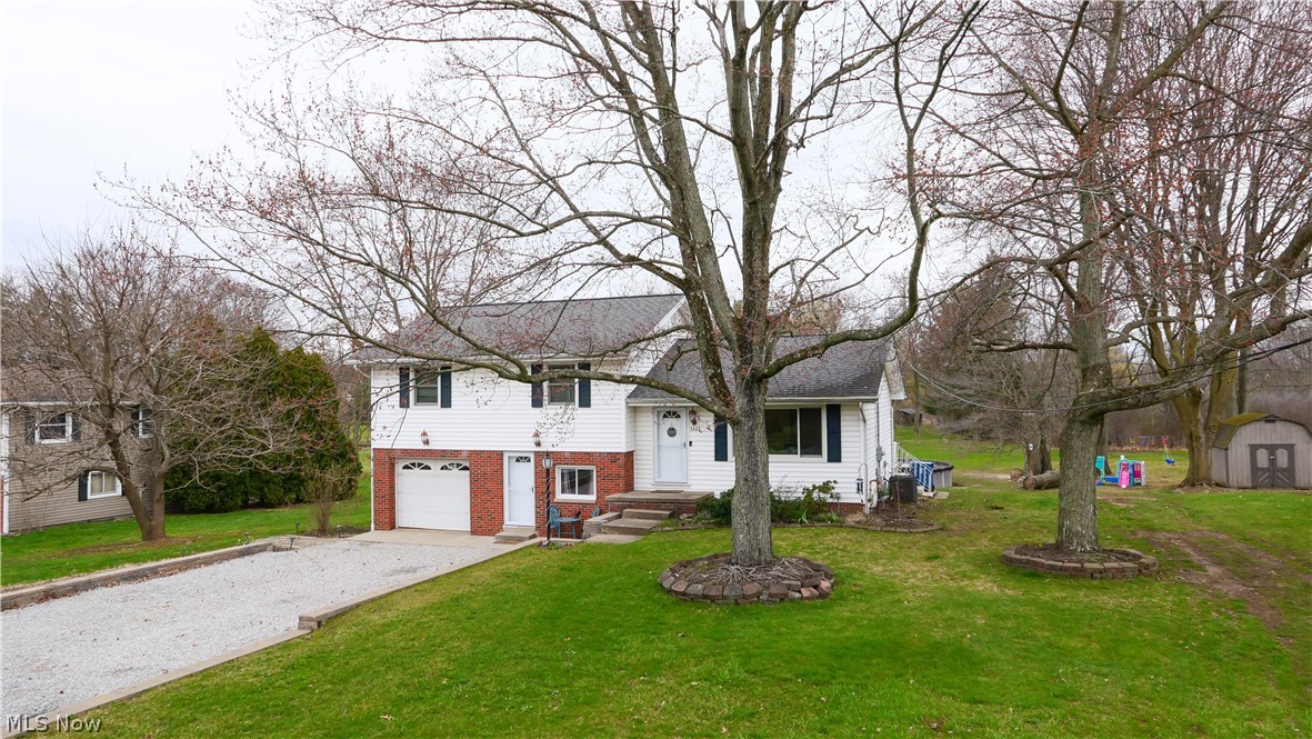 3263 Overlook Drive
