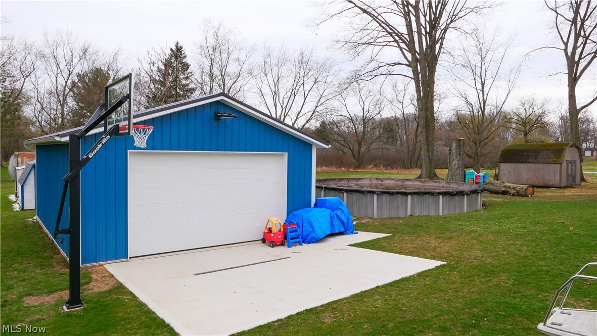 3263 Overlook Drive