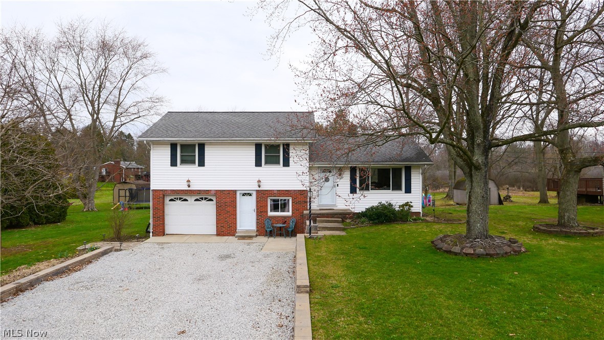 3263 Overlook Drive