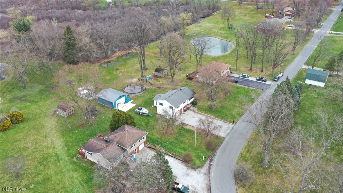 3263 Overlook Drive
