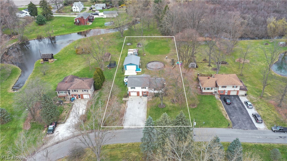 3263 Overlook Drive