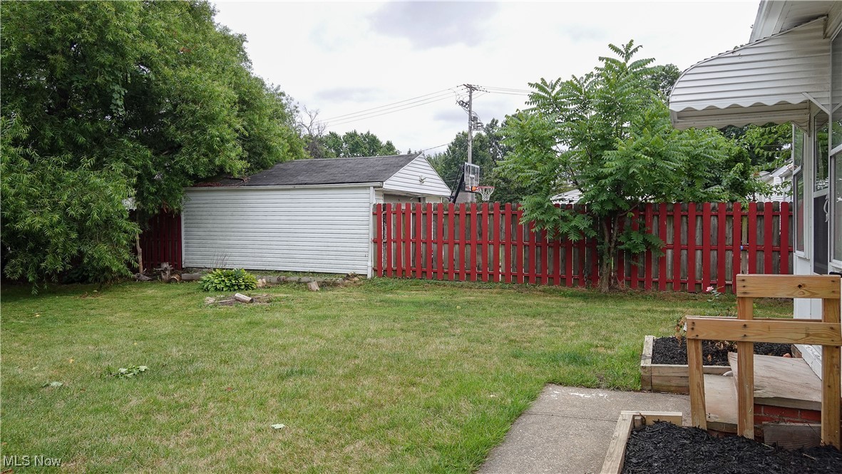 5425 E 135th Street
