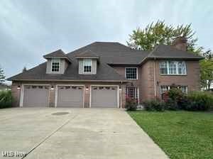 413 Geneva Point