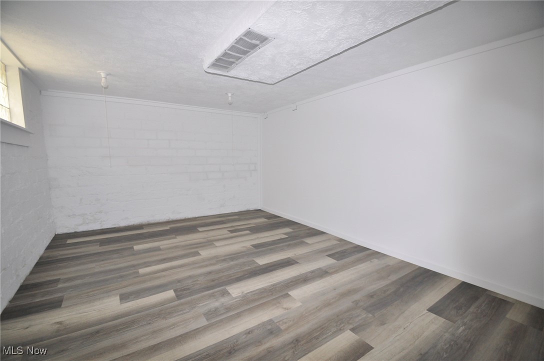 13912 Glenside Road