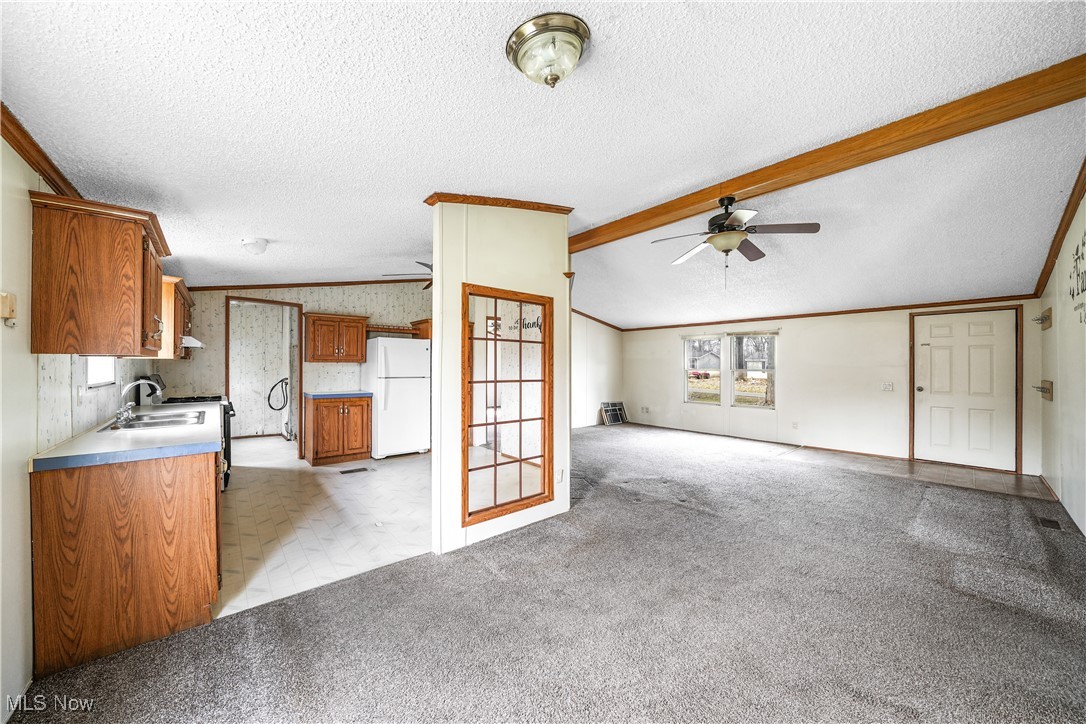 3792 Selnik Road