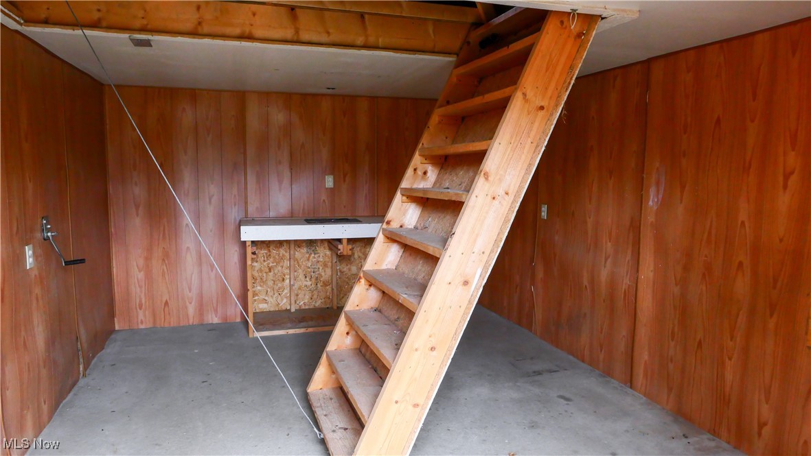 3792 Selnik Road