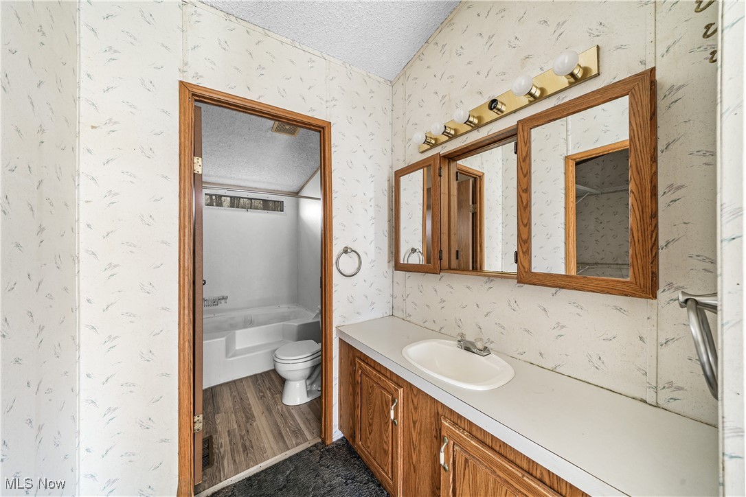 3792 Selnik Road