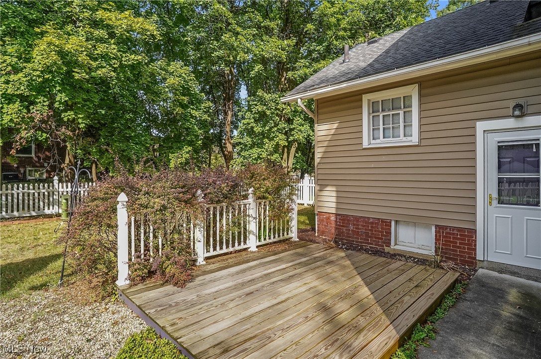 3666 Darrow Road