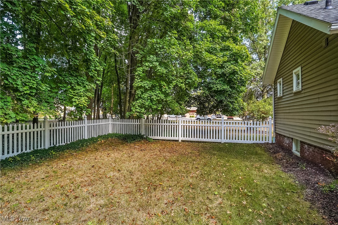 3666 Darrow Road