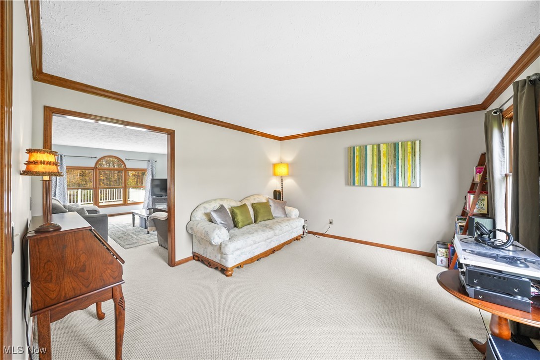 350 Aspen Court