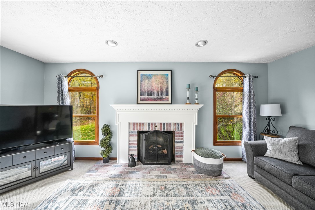 350 Aspen Court