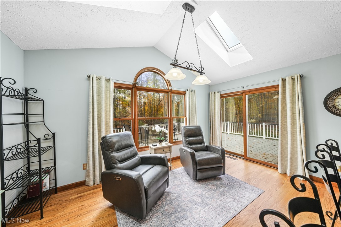 350 Aspen Court