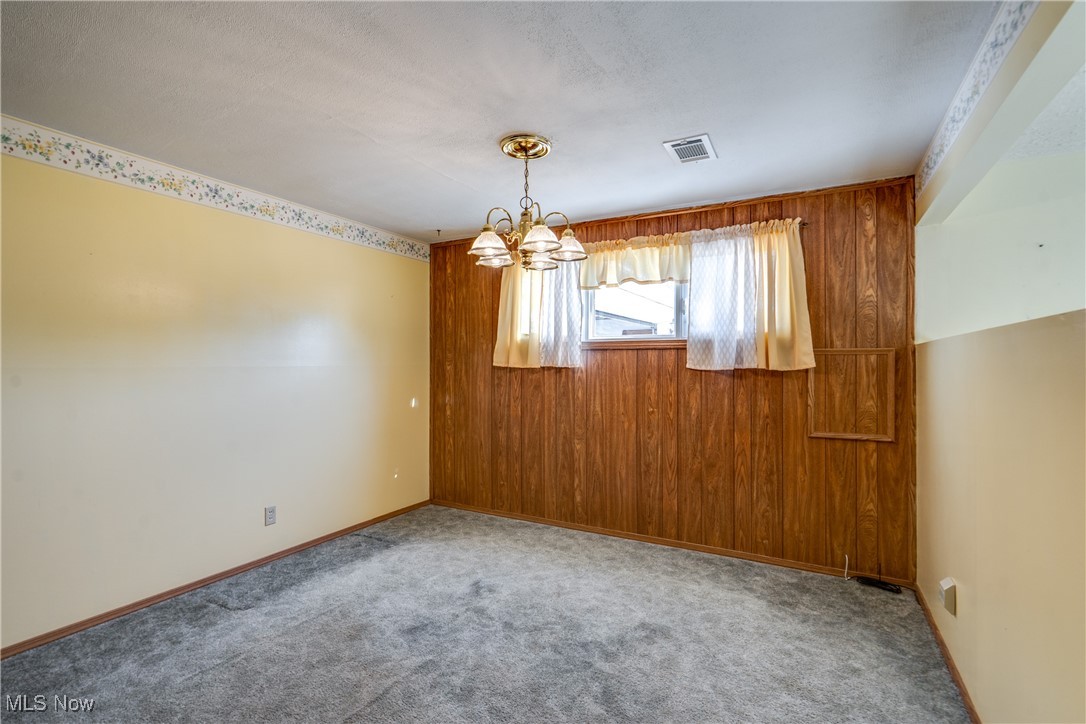 9244 Lakeside Drive
