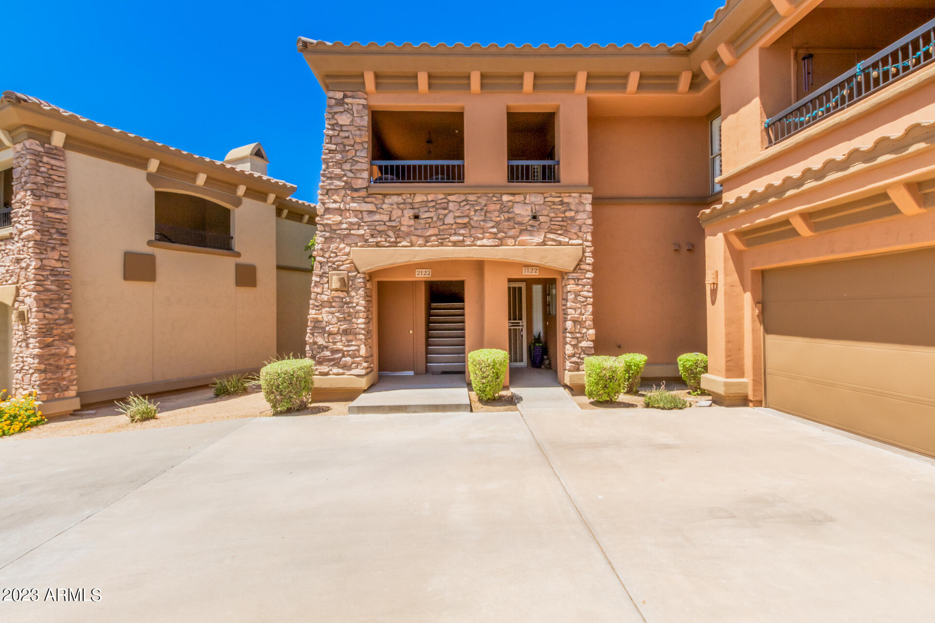 19700 N 76TH Street, 2122