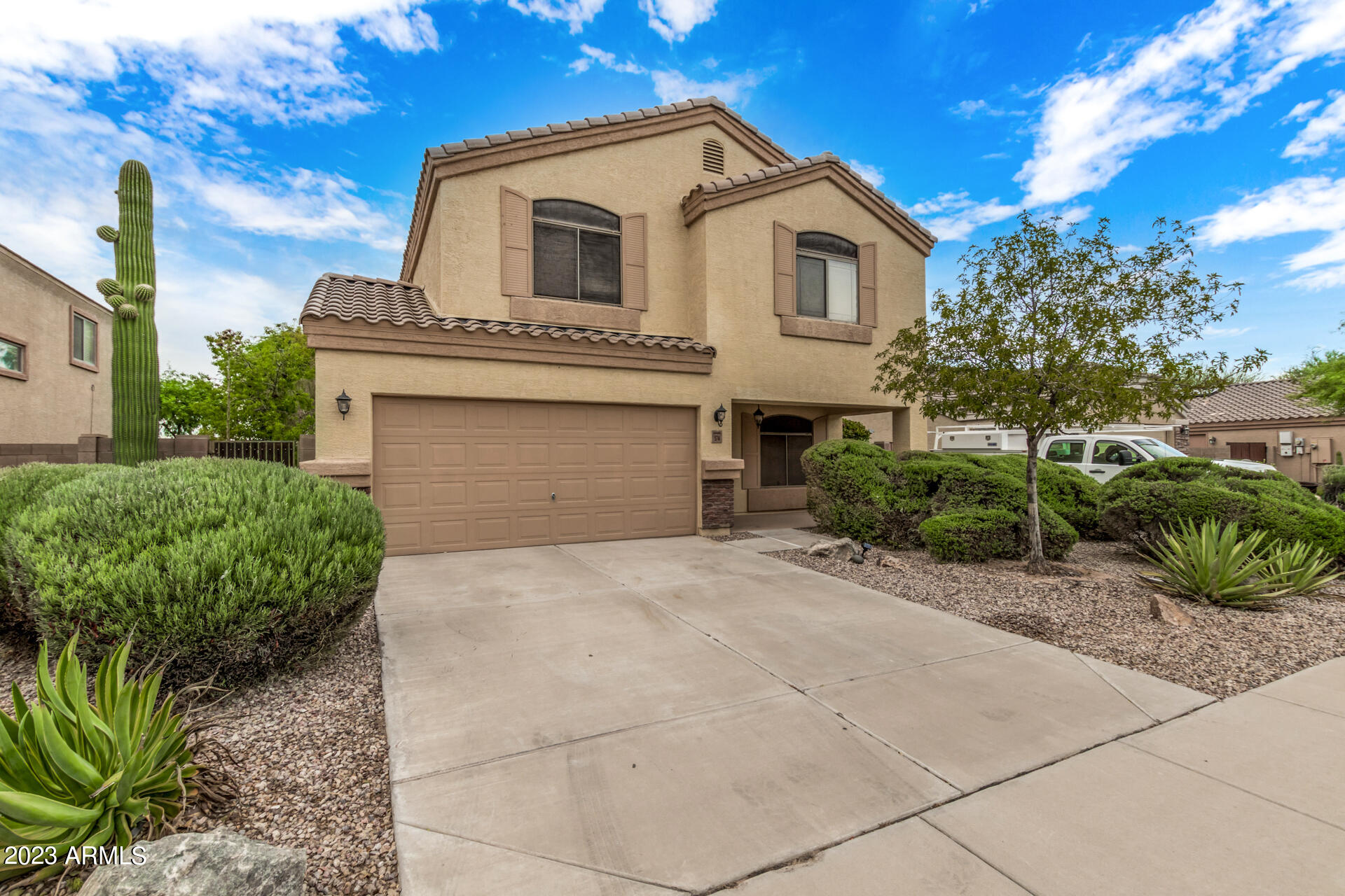 574 E DRAGON SPRINGS Drive