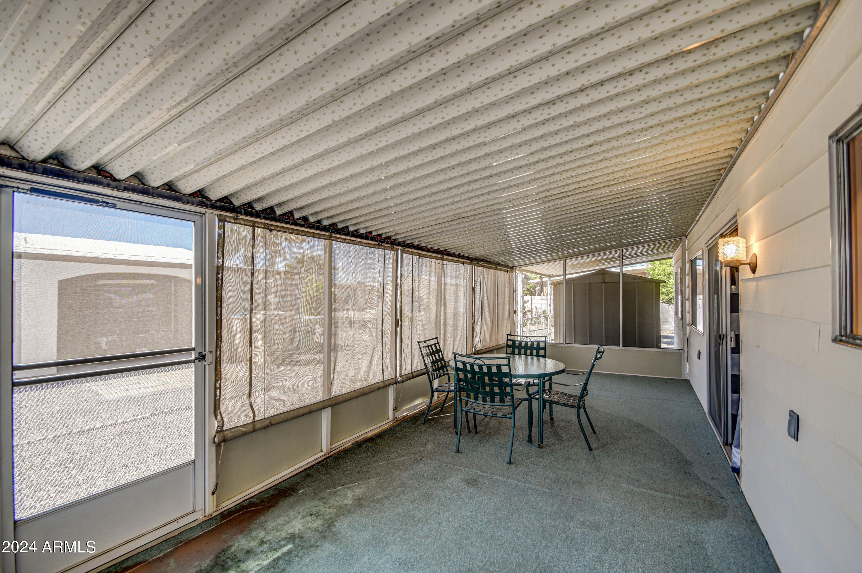 9121 E SUN LAKES Boulevard