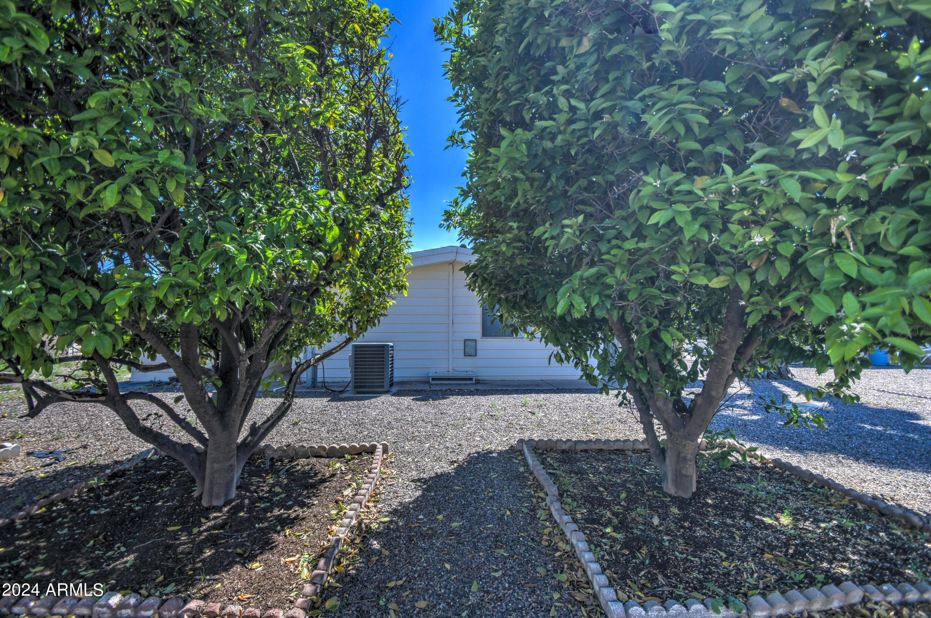 9121 E SUN LAKES Boulevard