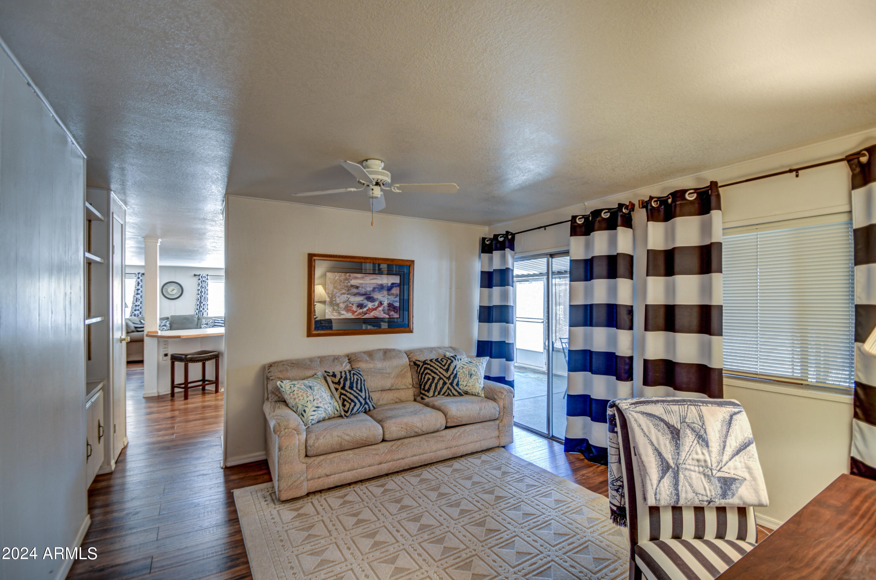 9121 E SUN LAKES Boulevard