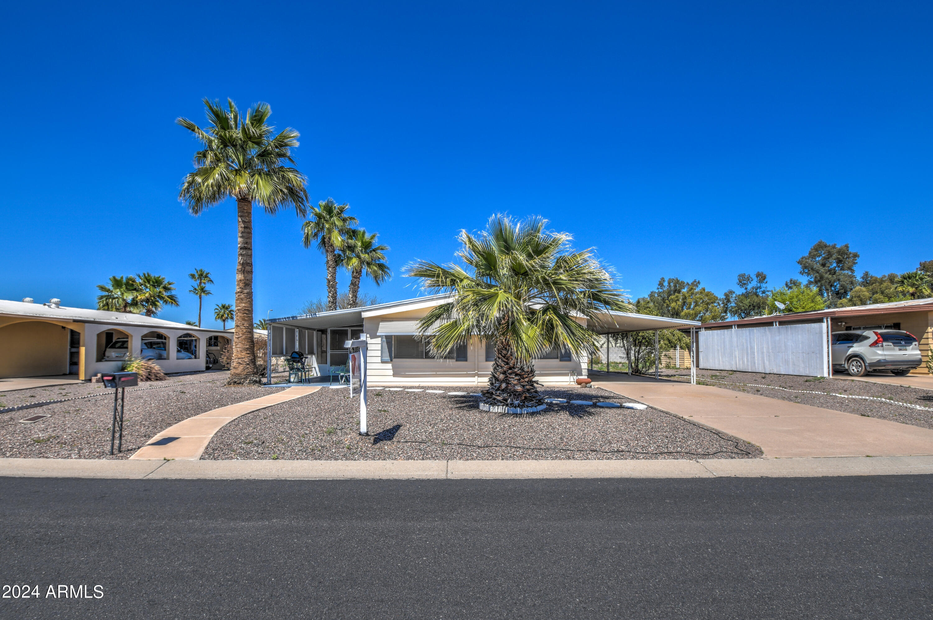 9121 E SUN LAKES Boulevard