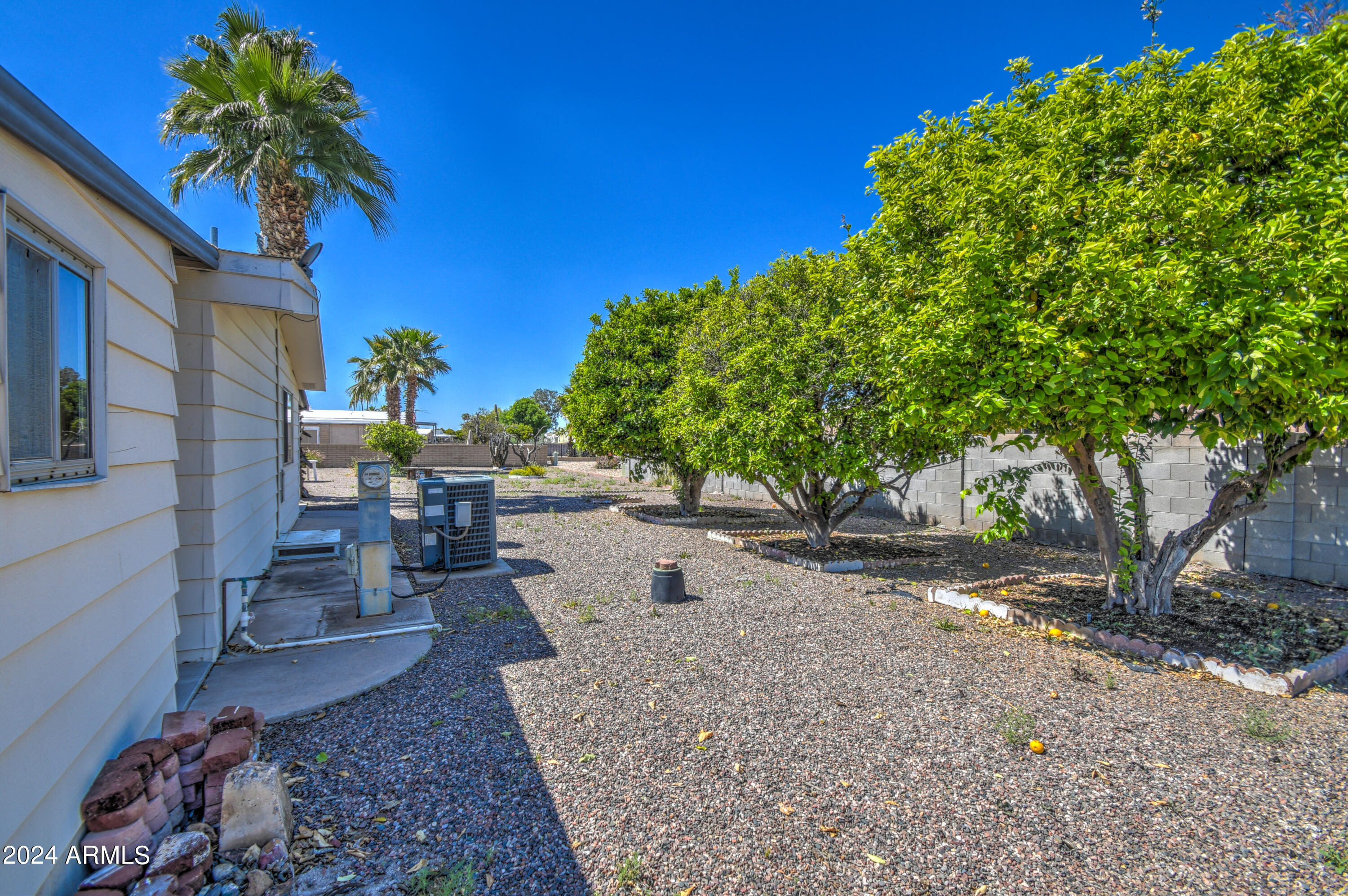 9121 E SUN LAKES Boulevard