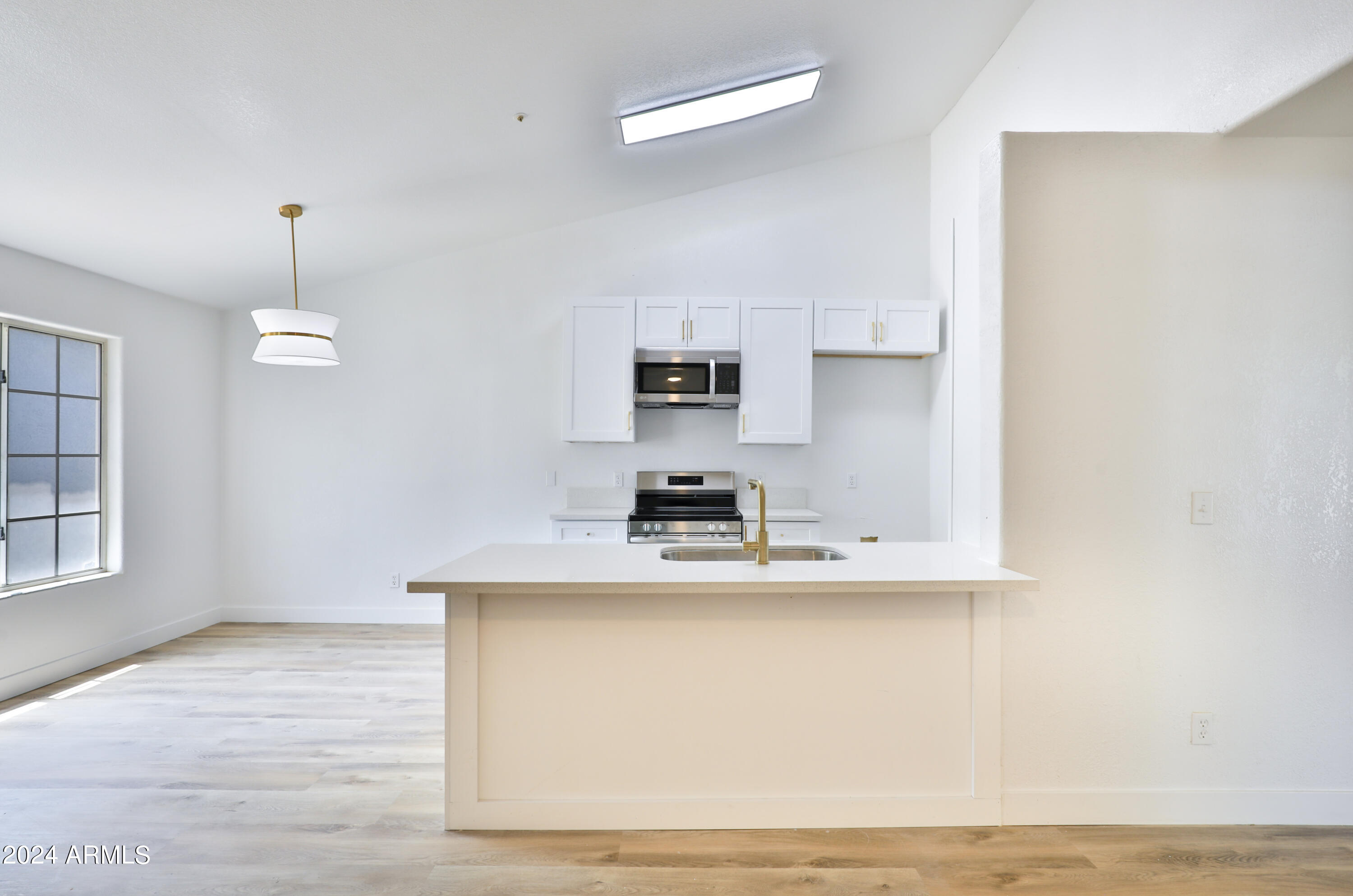 255 S KYRENE Road, 229