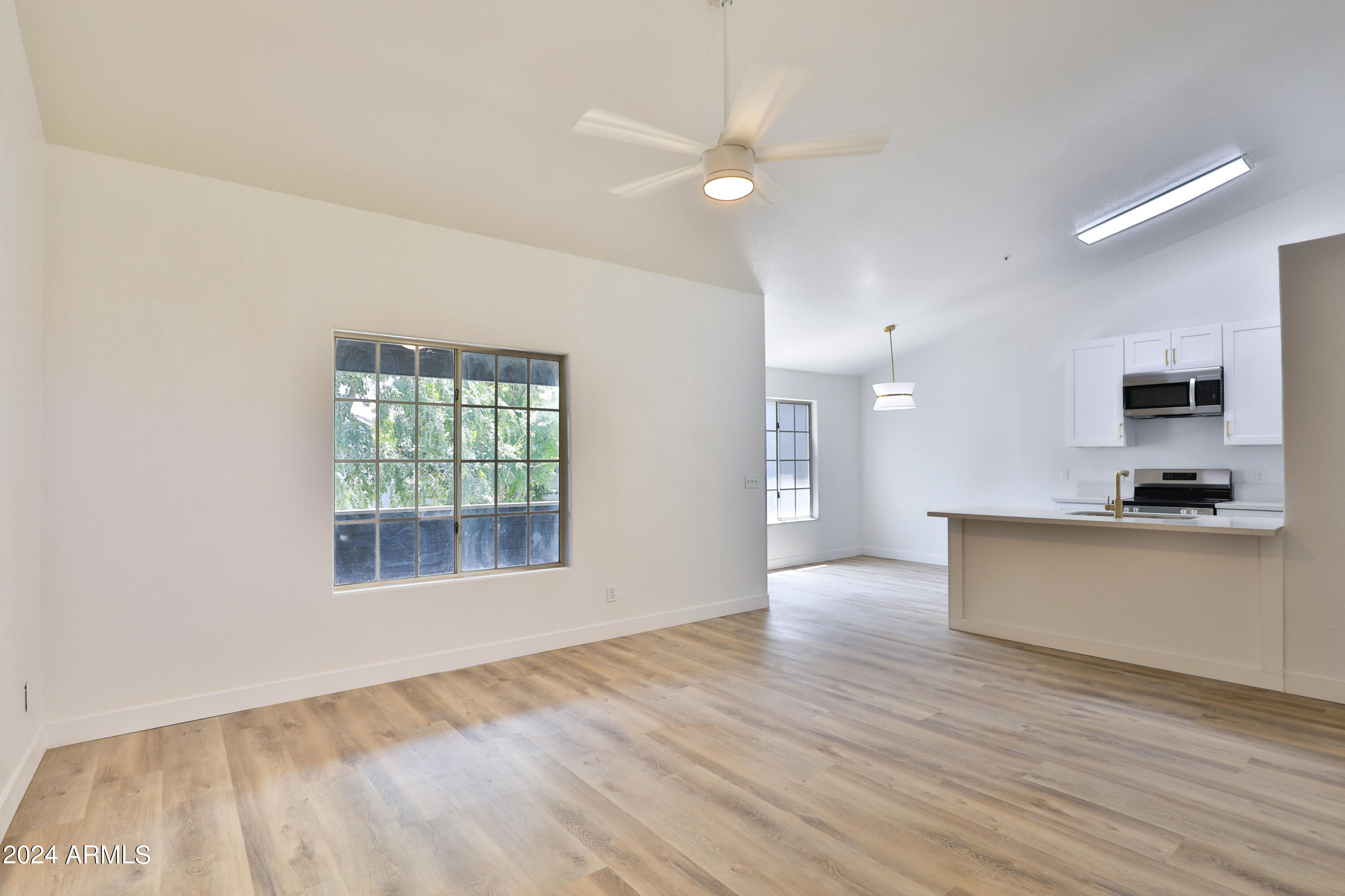 255 S KYRENE Road, 229