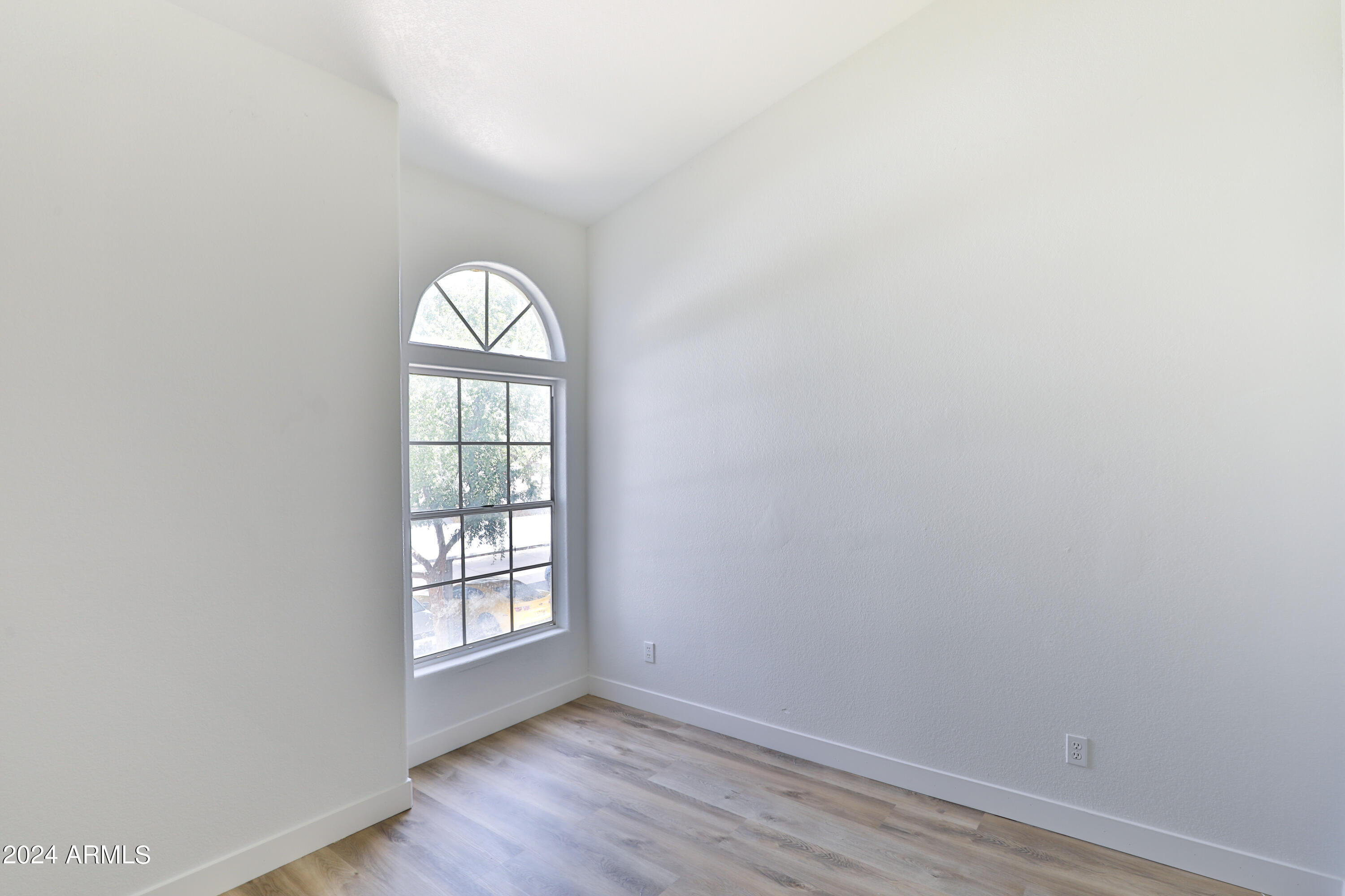 255 S KYRENE Road, 229