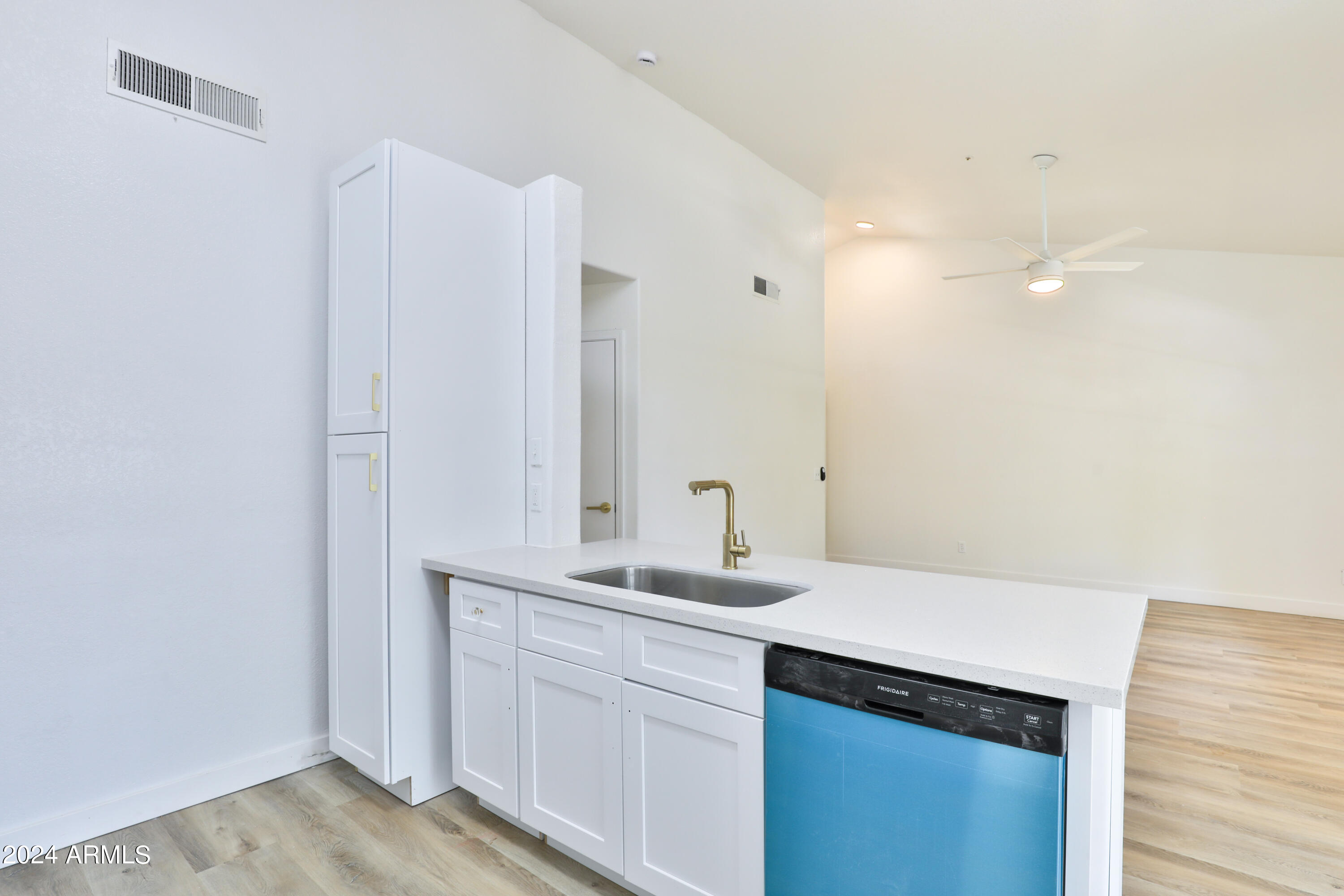 255 S KYRENE Road, 229