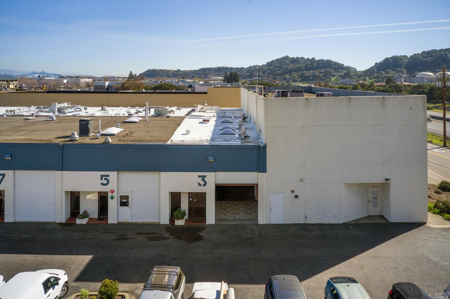 1525 E Francisco Boulevard Unit: 3