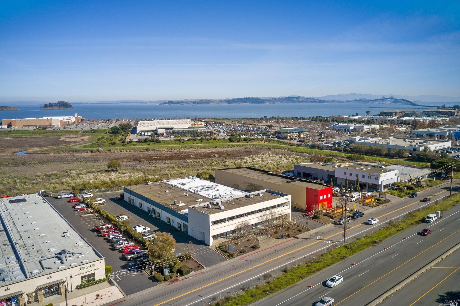 1525 E Francisco Boulevard Unit: 3