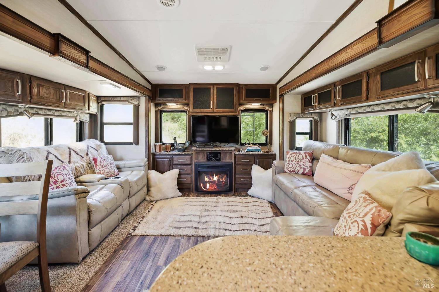 17990 State Route1 Hwy