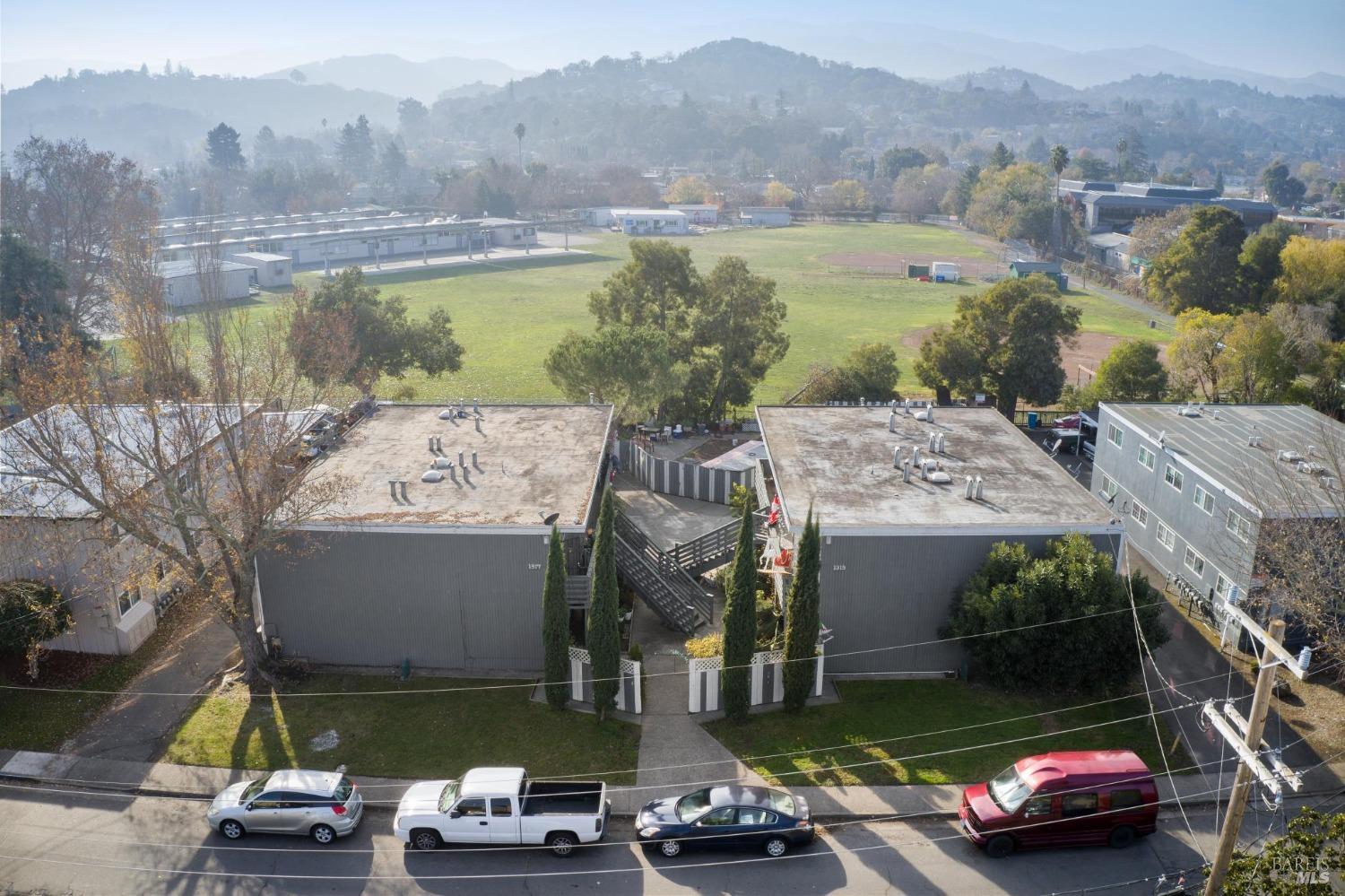 1317-1319 Leafwood Dr