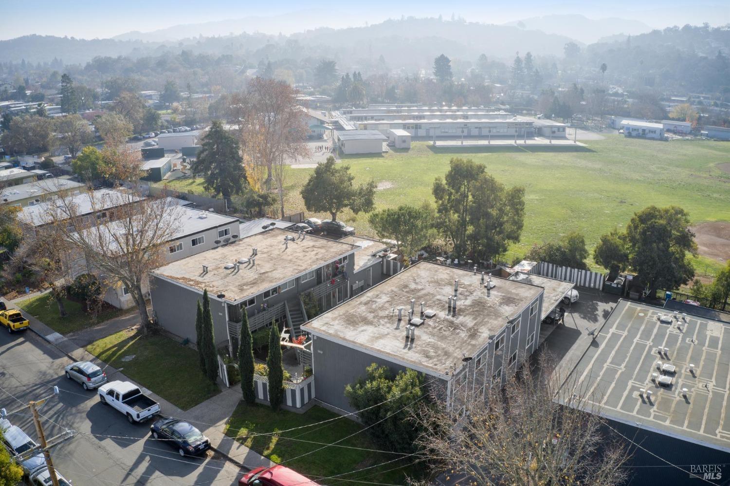 1317-1319 Leafwood Dr