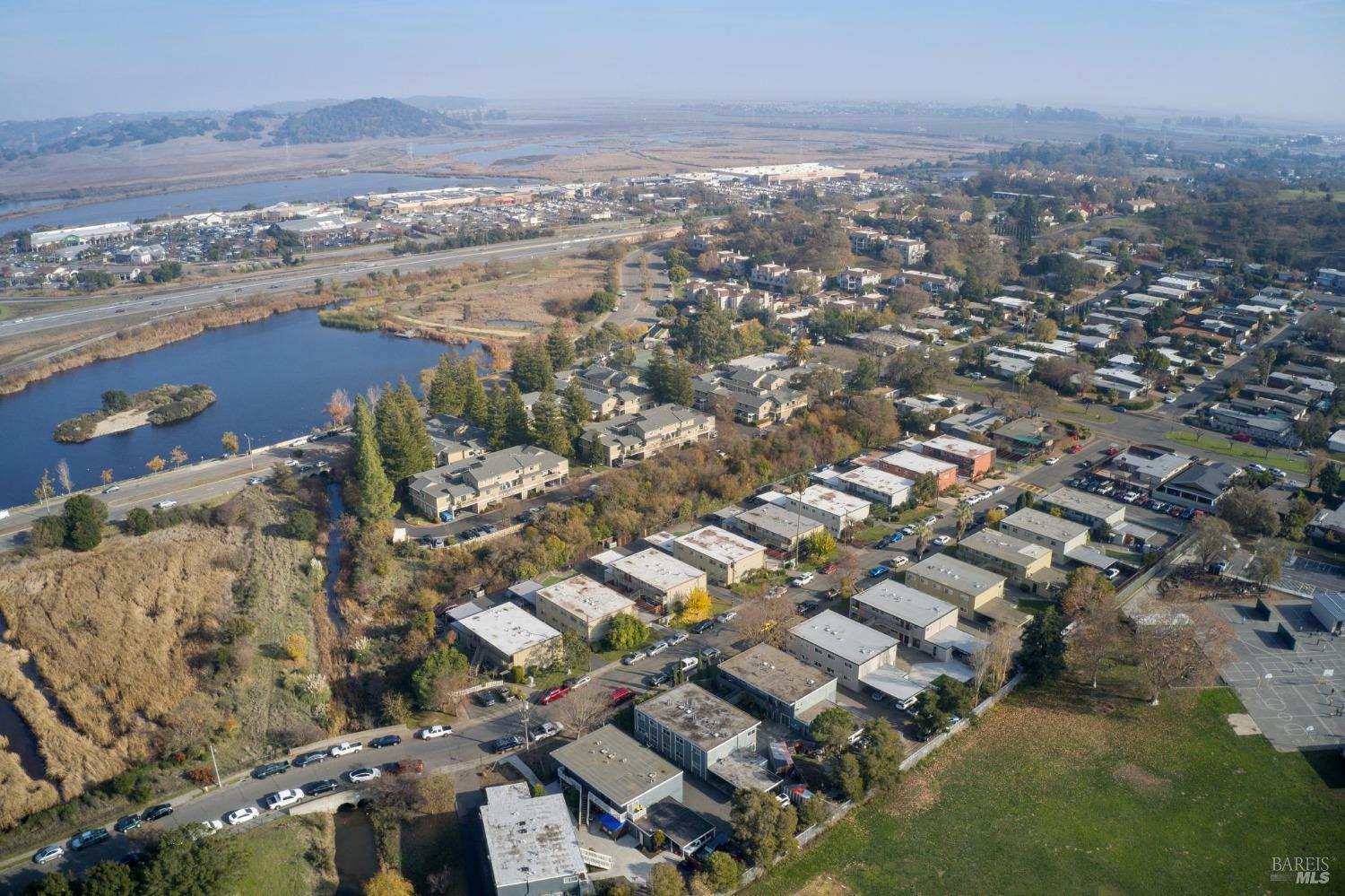 1317-1319 Leafwood Dr