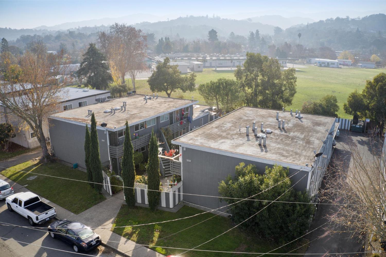 1317-1319 Leafwood Dr