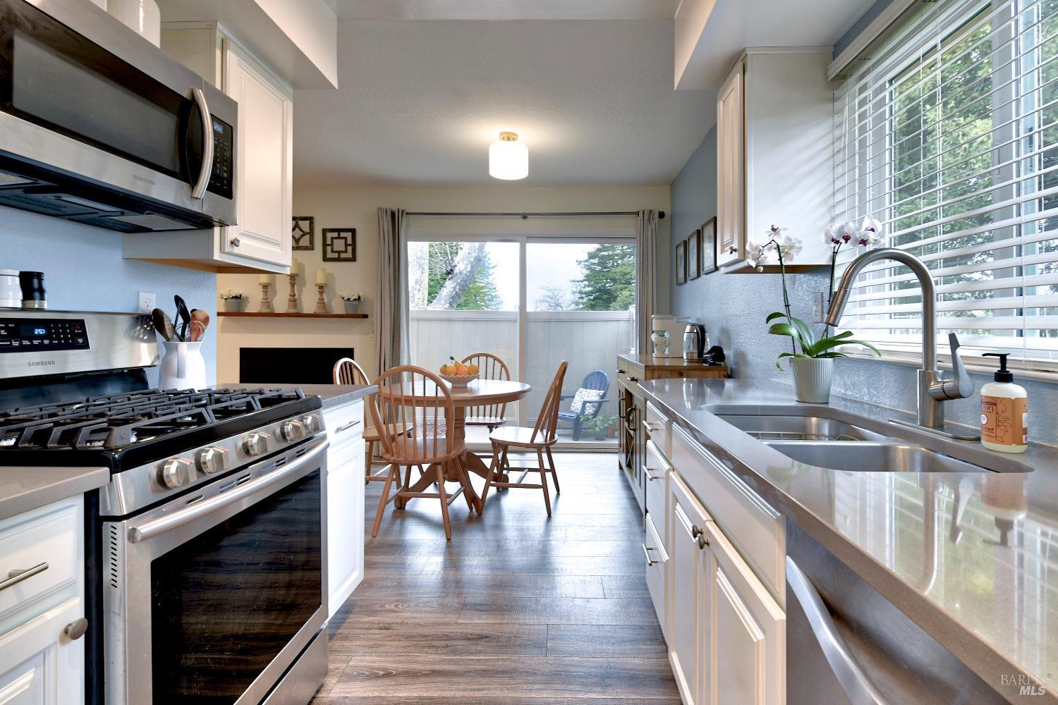453 Enterprise Dr